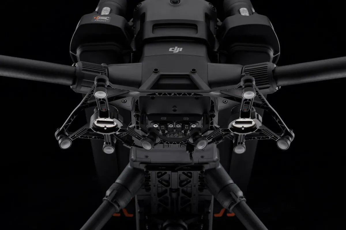 ДВОЕН ГИМБАЛ КОНЕКТОР
DJI Matrice 400 Dual Gimbal Connector