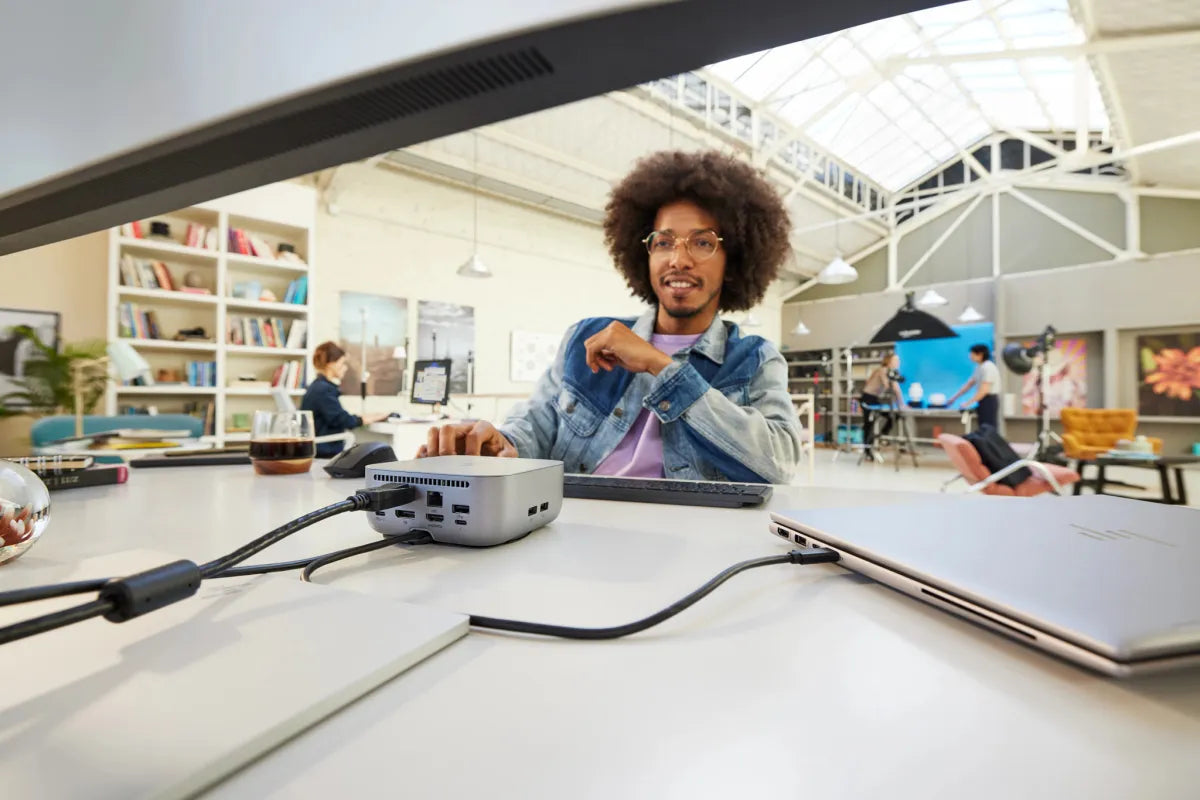 Докинг станция HP Thunderbolt 4 Ultra 180W G6 Dock TBT4 USB-C HDMI RJ-45 2xUSB-C 2xDP 5xUSB (EU)