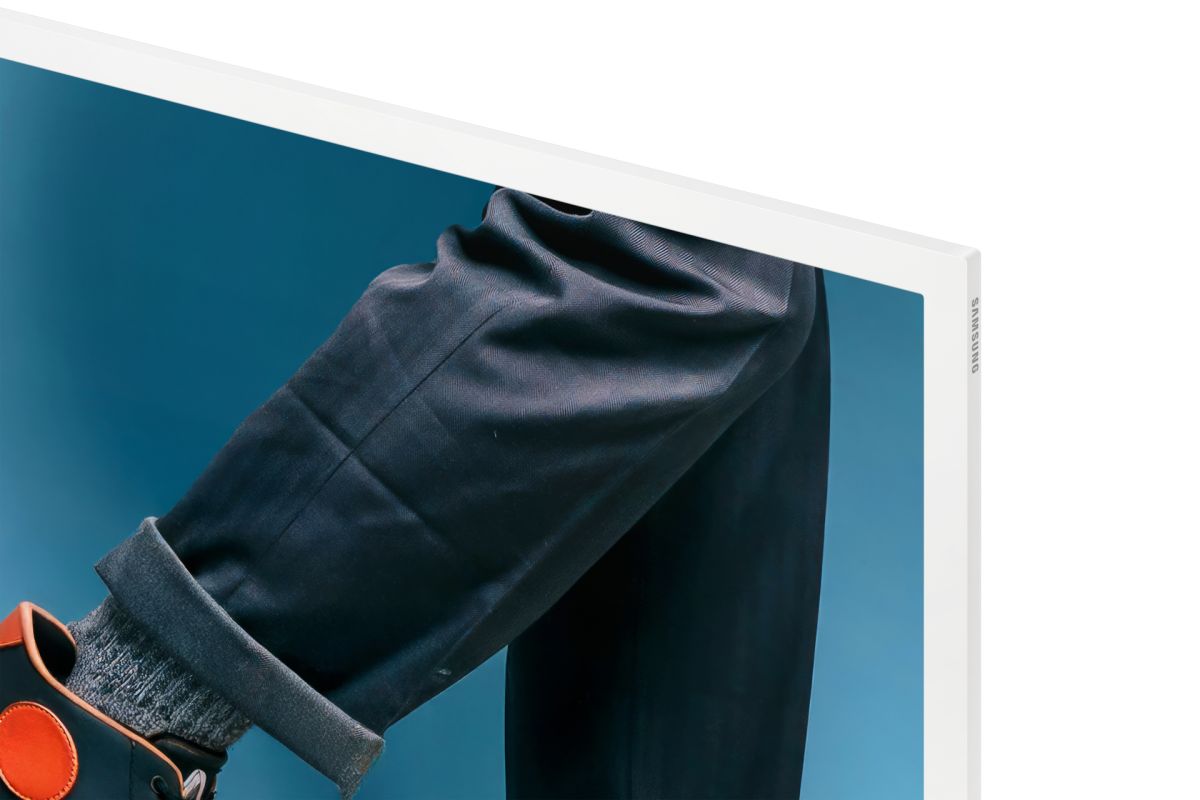 Професионален дисплей Samsung EM32Dx 32inch E-Paper
