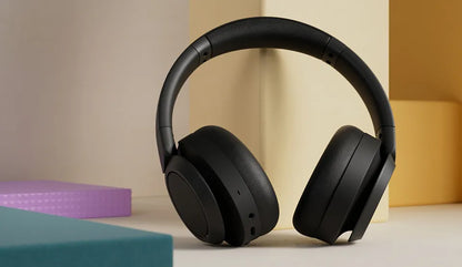 Консюмър и гейминг слушалки Philips Wireless On Ear Headphone with mic 40mm noise canceling Pro drivers/closed-back black