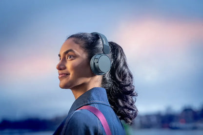 PHILIPS Wireless On Ear Headphone with mic 32mm drivers/closed-back blue