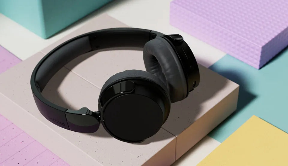Консюмър и гейминг слушалки Philips Headphones with mic up to 25 hours playtime black