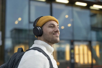 PHILIPS Wireless On Ear Headphone with mic 40mm drivers/closed-back black