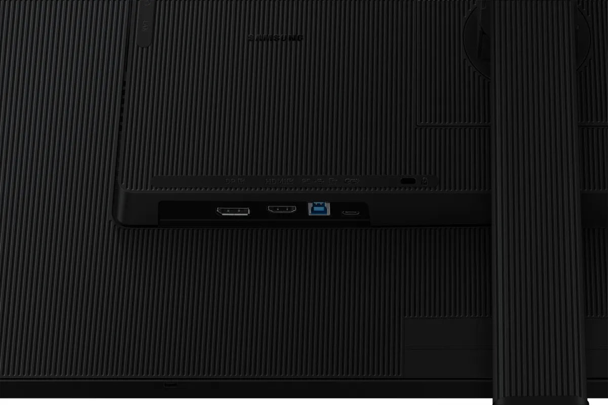 Бизнес монитор Samsung Viewfinity S8 S80UD 32inch Monitor UHD 16:9 3840x2160 VA 5ms HDR10 sRGB HAS Swivel Pivot HDMI DP USB-C 90W LAN USB3Hub KVM
